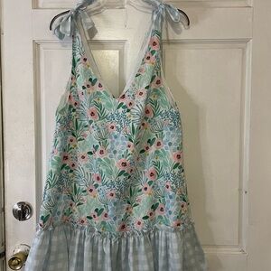 Busy Bees Smock Mom floral sunDress medium